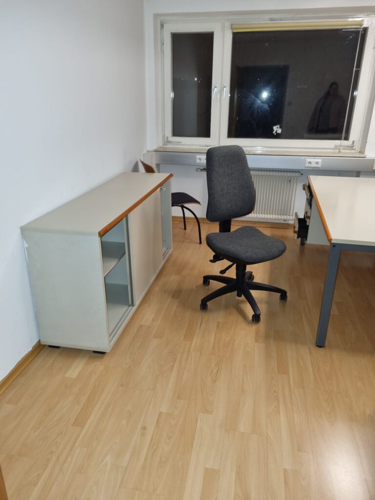 Büro entrümpeln lassen